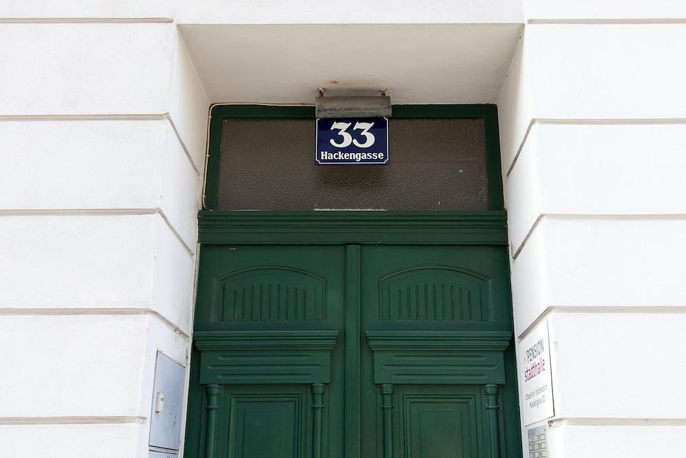 Pension Stadthalle Vienne Extérieur photo